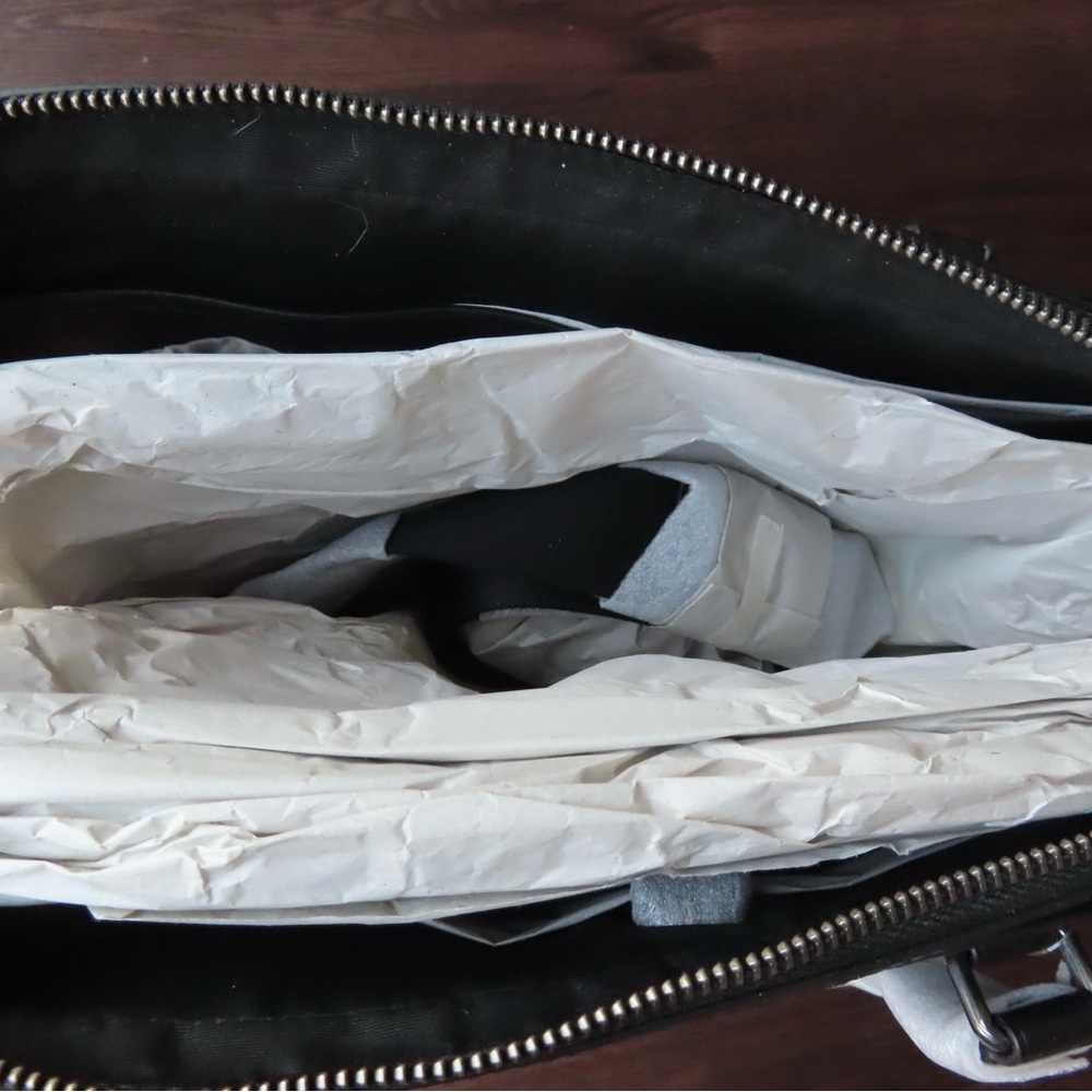 Coach Graham Slim Brief In Black Signature Leather - Picture 6 of 9